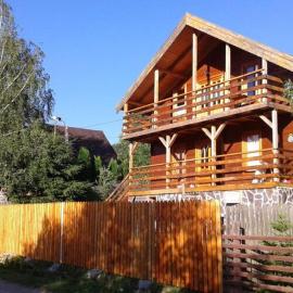 Békény Kulcsosház, hotel in Gheorgheni