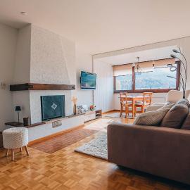 Appartement de charme rénové, hotel em Charmey