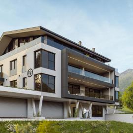 Mountain Chalet Kappl - Luxury - Near Ischgl - Panorama Mountain View - Penthouse & Chalets, hotell i Kappl