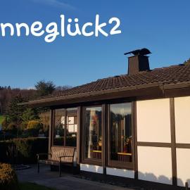 Henneglück2 mit Kamin und Sauna!, hotel in Meschede