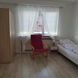 Helles Privatzimmer an der Uniklinik Mainz - Schlesisches Viertel: Mainz şehrinde bir otel