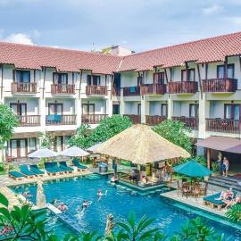 The Lokha Legian Resort & Spa, hotel sa Legian