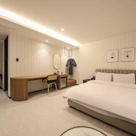 Browndot Hotel Deokjin, hotel en Jeonju