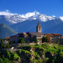 Apartamento en el centro de Bellver, hotel i Bellver de Cerdanya
