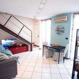 Casa Margot, готель у місті Асті