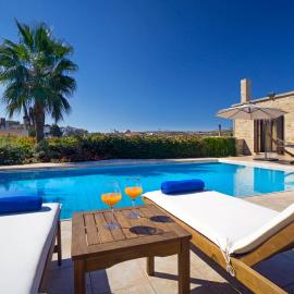 Cozy Stone Villa