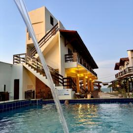 Pousada e Restaurante Altas Horas Beach, hotel Itapipocában