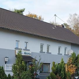 Hotel Garni "Adria", hotel en Windhagen