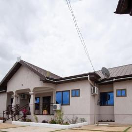 Luxury House in Trede Kumasi, hotel a Kumasi