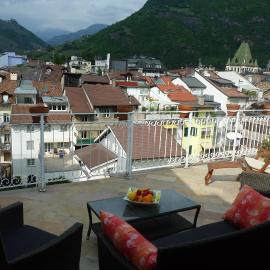 Apartment Leonardo, hotell i Bolzano