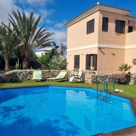 Villa happy Place, hotell sihtkohas Villaverde
