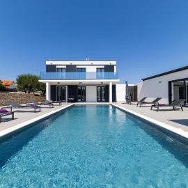 Stunning Home In Razanac With Sauna