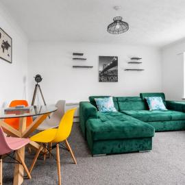 Hillcrest Apartments