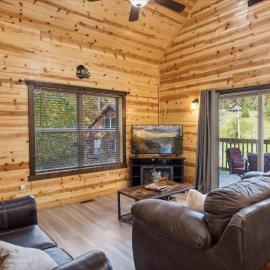Lazy Raccoon Cabin, ξενοδοχείο σε Starkeytown