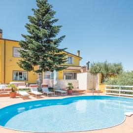 Gorgeous Home In Roma With Private Swimming Pool, Can Be Inside Or Outside