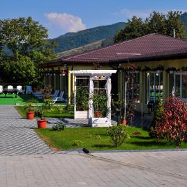 Pensiunea Vadu Izei - Cazare, Restaurant, Piscină, Sală de Evenimente