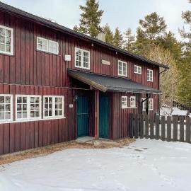 Gorgeous Apartment In Espedalen, hotel in Espedalen