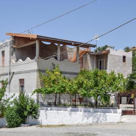 4 Bedroom Cozy Home In Reggio Calabria