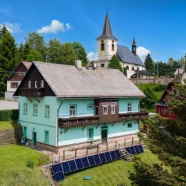 Domeček Lyžáku、Bartošovice v Orlických Horáchのホテル