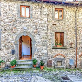 Apartment Via Della Chiesa, Hotel in Ghivizzano