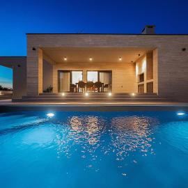 Villa Anlero, hotel in Nin