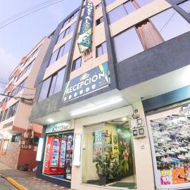 Hostal Dugan, hotel in Baños
