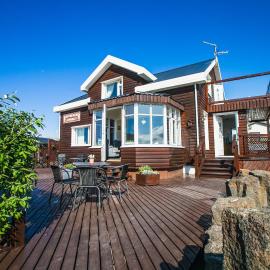 Guesthouse Lyngholt – hotel w mieście Þórshöfn