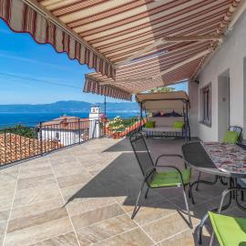 Gorgeous Apartment In Kostrena With Wifi