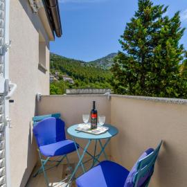 Beach Front Apartment In Starigrad Paklenica