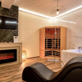 Intime Spa et Sauna au coeur de Metz, hotell i Metz