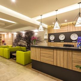 Hotel Compliment، فندق في تريفنا