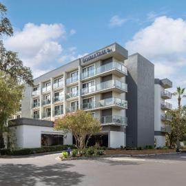 DoubleTree by Hilton Hilton Head Island, hotel di Pulau Hilton Head
