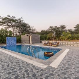 ELIVAAS Signature 5 BHK With Pvt Pool & Garden - Zenora
