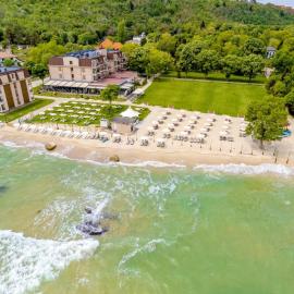 Effect Algara Beach Resort - Ultra All Inclusive and Free Parking, hotel u gradu 'Kranevo'