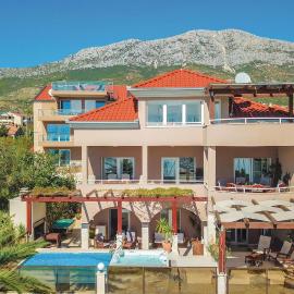 Nice Home In Kastel Gomilica With Sauna