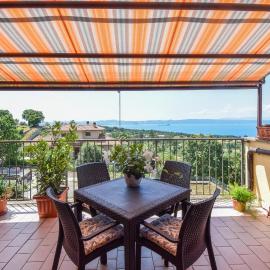 1 Bedroom Gorgeous Apartment In Montefiascone, hotel in Montefiascone