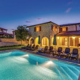 Gorgeous Home In Turcic