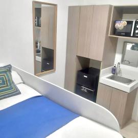 Hotel in Mandaluyong, hotel sa Maynila