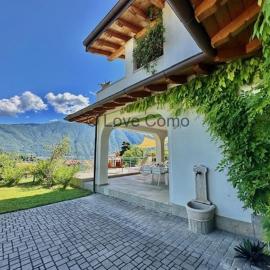 Villa 3 Olivi - Lenno by LoveComo โรงแรมในเลนโน