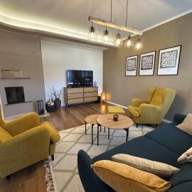 Traumdomizile - Wohnung am grünen Stadtrand โรงแรมในเคมนิตซ์