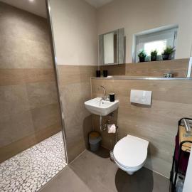 NEU! Ferienwohnung Havel-Biene, hotell i Premnitz