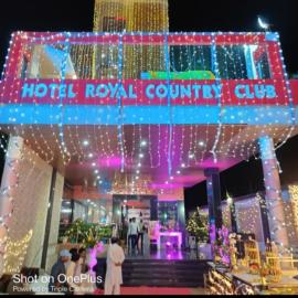 Hotel Royal Country Club, ξενοδοχείο στο Βαρανάσι