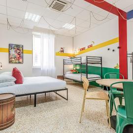 Game Rooms Experience: Livorno şehrinde bir otel