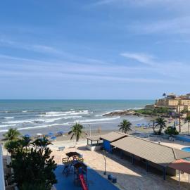 Apartamento, ampla sacada com vista para o mar!, hotel in Itanhaém
