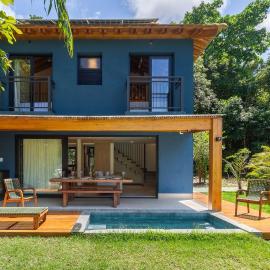 Bangalô Duplex com piscina em Praia do Forte | 503, Hotel in Castelo da Tôrre