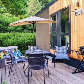 Tinyhaus am See, hotelli kohteessa Wemding