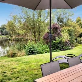 Lovely Home In Vlagtwedde With Kitchen, hotell i Vlagtwedde