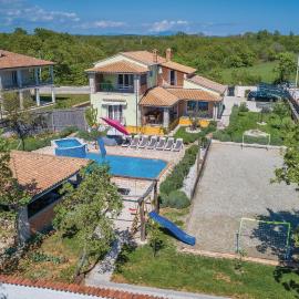 Beautiful Home In Rezanci