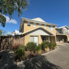 Sandpiper 10 - Close to Town and Beach