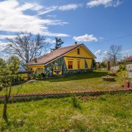 3 Bedroom Stunning Home In Ponzone，位于Ponzone的酒店
